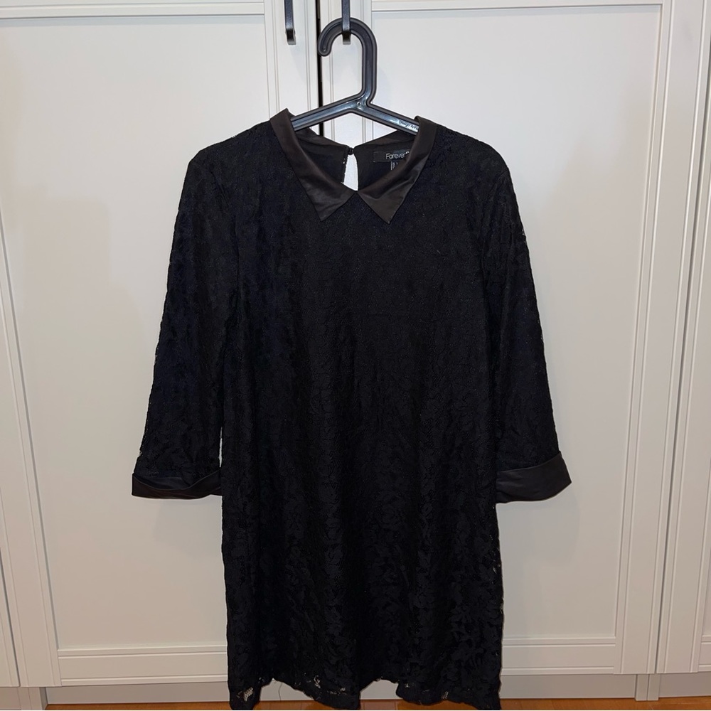 FOREVER 21 BLACK DRESS